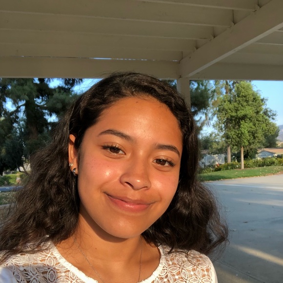 Meet your Posher, Natalie - Picture 1 of 1